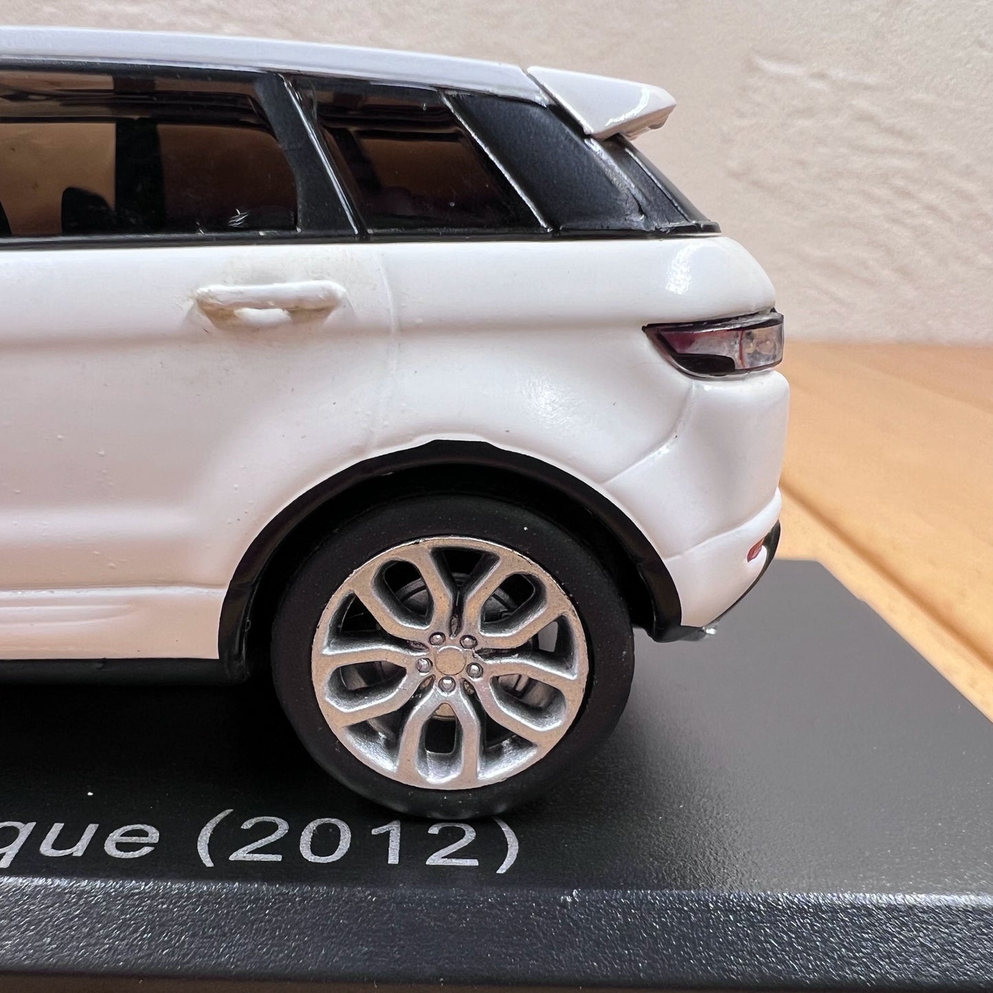 1/43 Scale 2012 Range Rover Evoque SUV Diecast Model Car