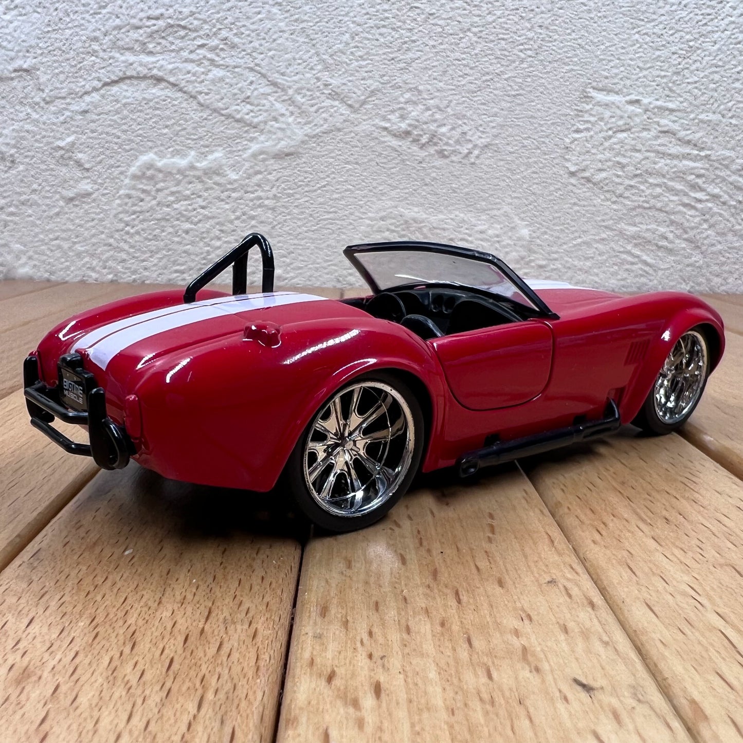 1/32 Scale 1965 Shelby Cobra 427 Sports Car Diecast Model