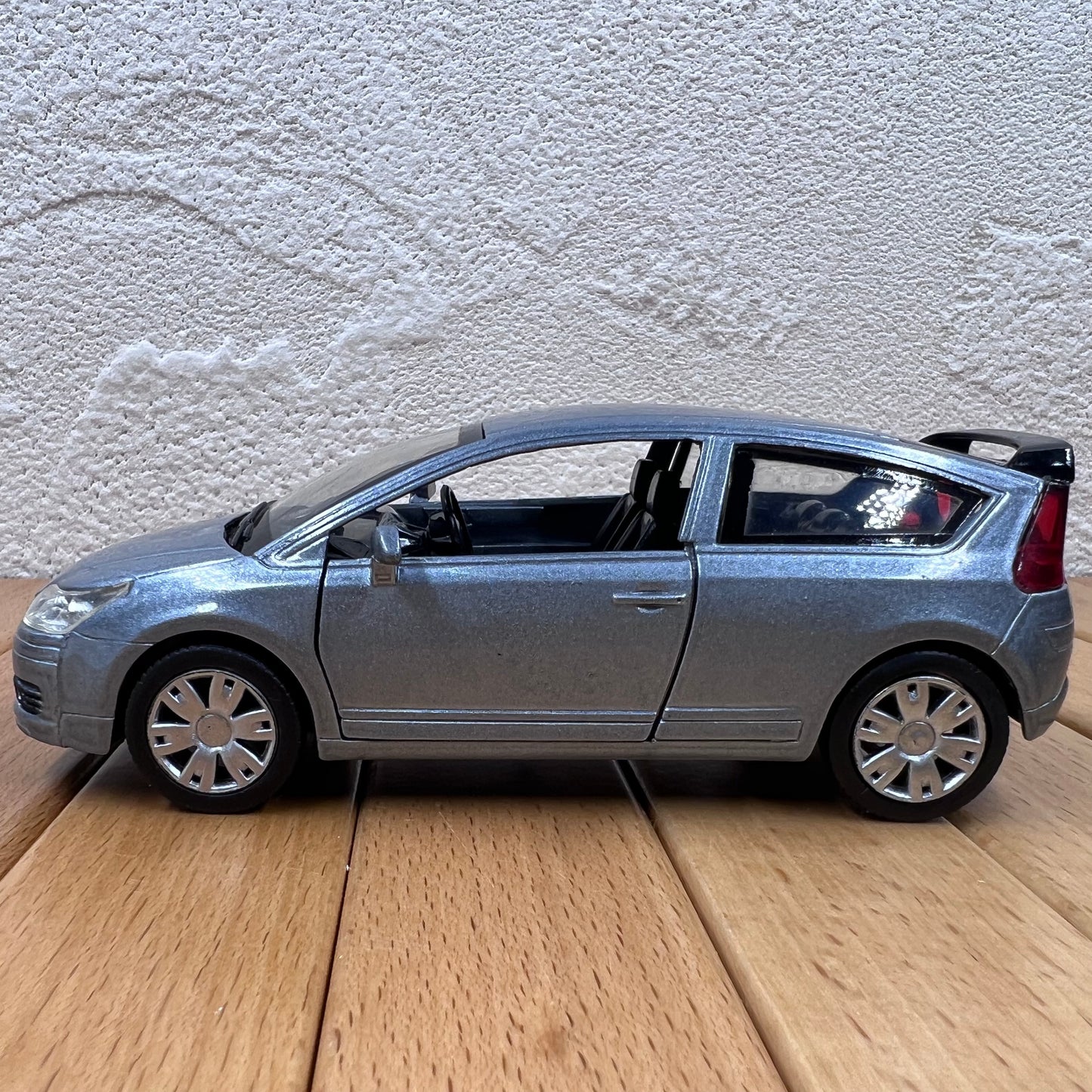 1/32 Scale Citroën C4 Diecast Model Car