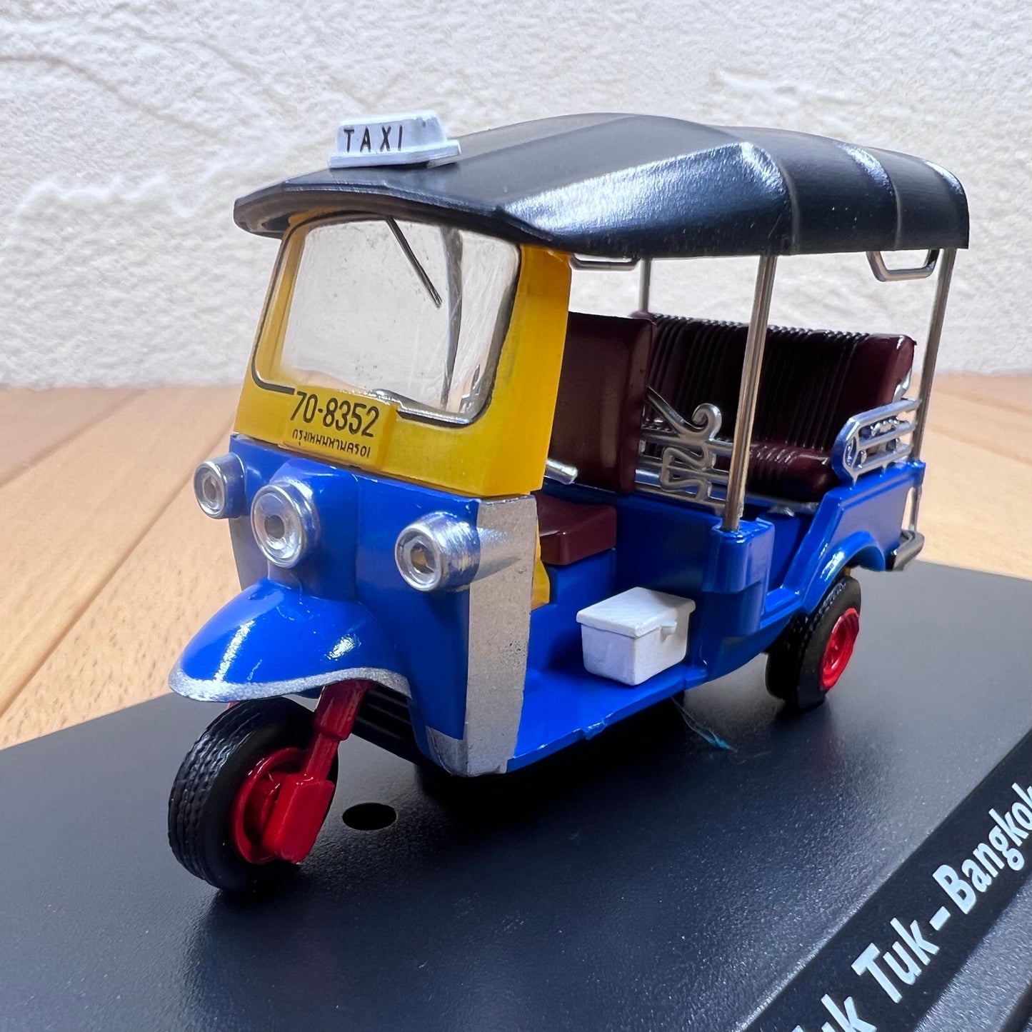 1/43 Scale 1980 Bangkok Tuk-Tuk Taxi Auto Rickshaw Diecast Model