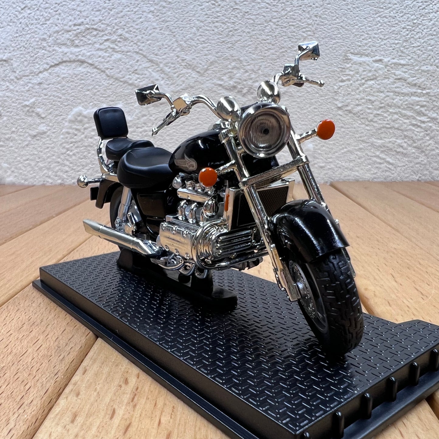 1/24 Scale 1999 Honda Valkyrie Diecast Model Motorcycle