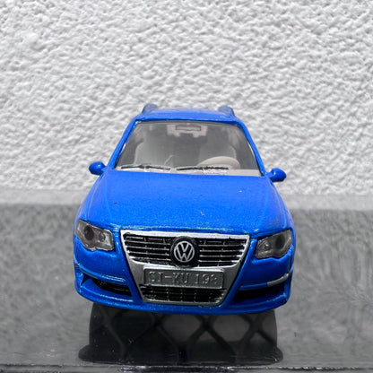 1/64 Scale Volkswagen Passat R36 Wagon Diecast Model Car