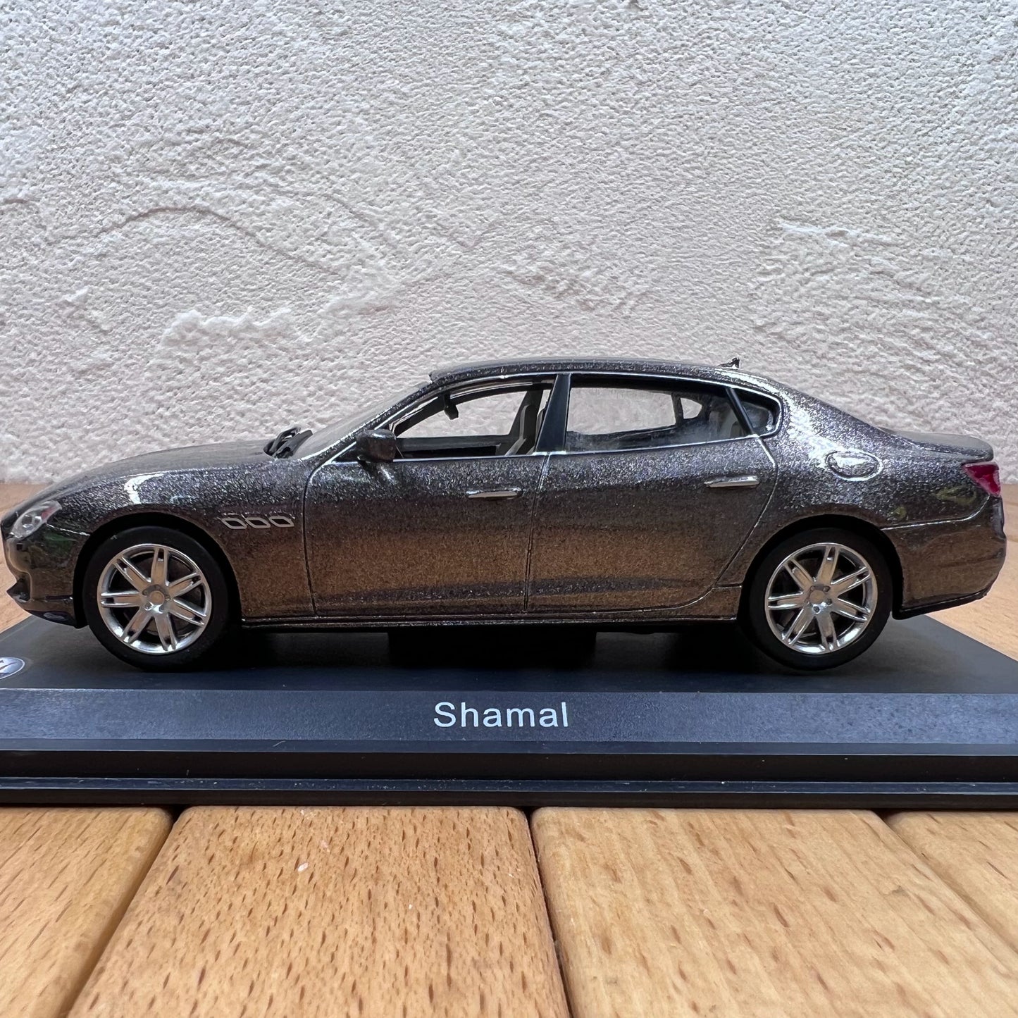 1/43 Scale Maserati Quattroporte Luxury Sports Sedan Diecast Model Car