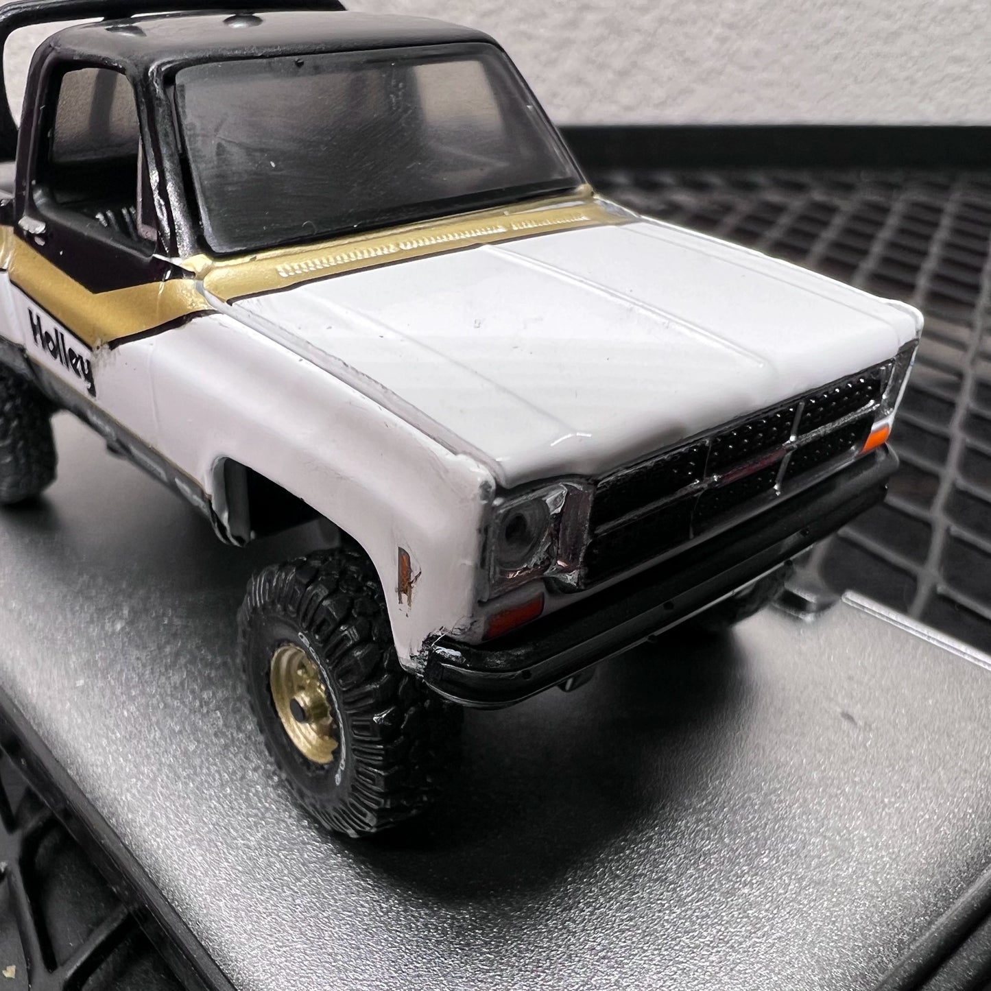 1/64 Scale 1976 GMC Sierra Diecast Model Truck