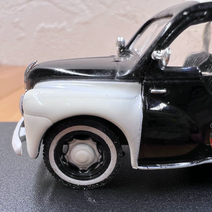 1/43 Scale Renault 4CV Diecast Model Car