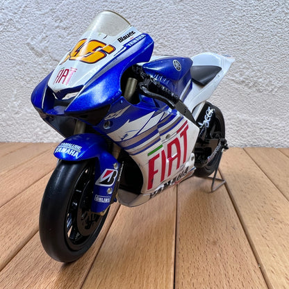 1/12 Scale Yamaha YZR-M1 Motorcycle Diecast Model