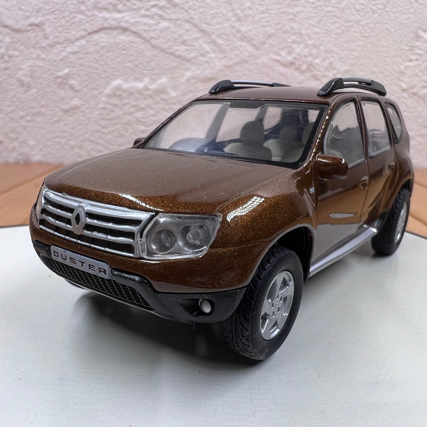 1/43 Scale Renault Duster Diecast Model Car