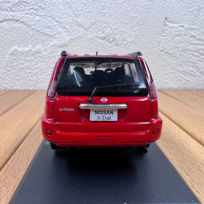 1/43 Scale 2005 Nissan X-Trail SUV Diecast Model Car