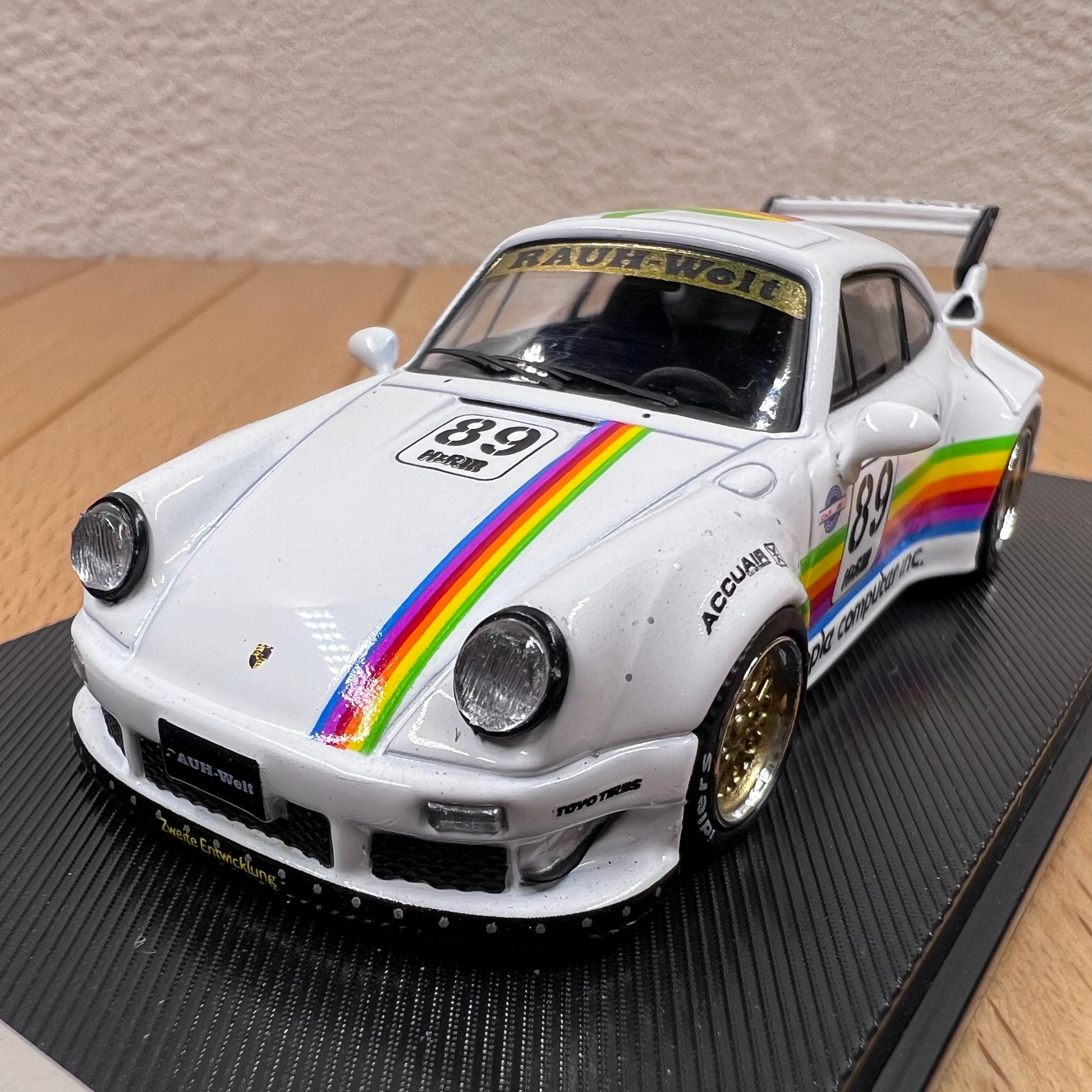 Porsche 911 930 RWB Monster 1:64 Model Collect diecast scale miniature car