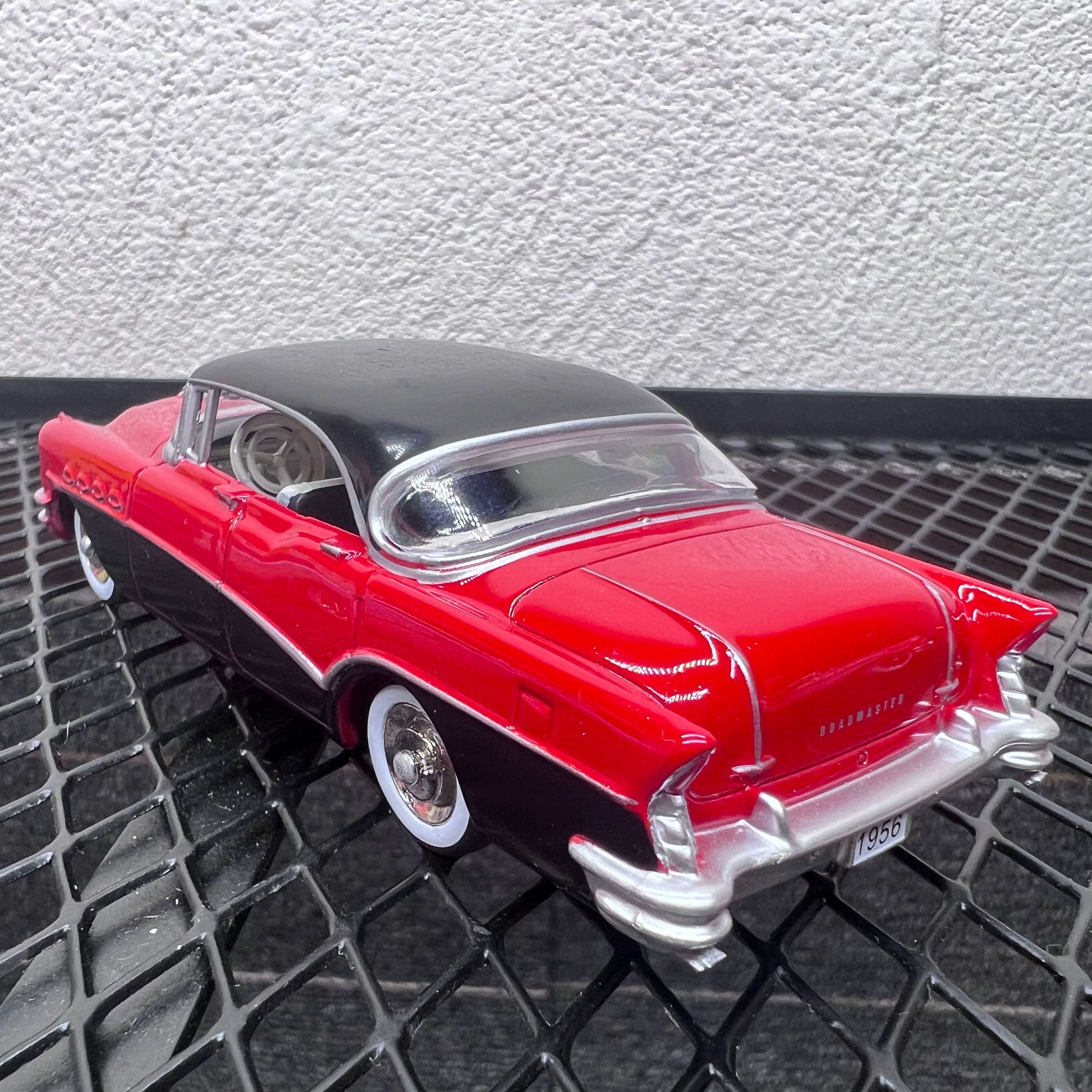 1/43 Scale Buick Roadmaster Diecast Model Car