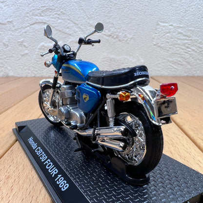 1/24 Scale 1969 Honda CB750 Four Diecast Model Motorcycle