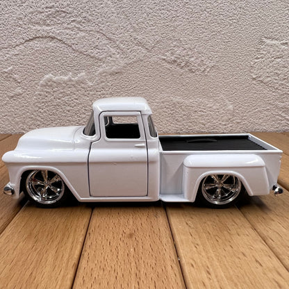 1/32 Scale 1955 Chevrolet Stepside Pickup Diecast Model Truck