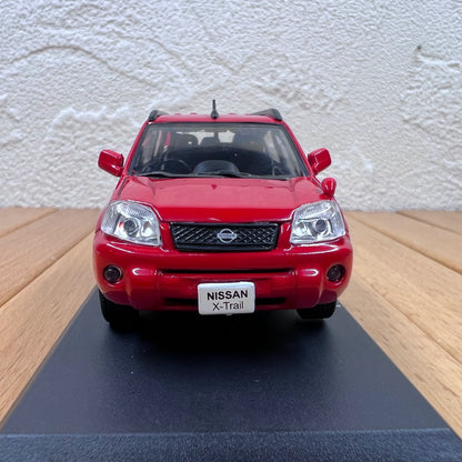 1/43 Scale 2005 Nissan X-Trail SUV Diecast Model Car