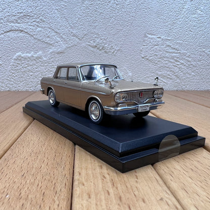 1/43 Scale 1962 Toyopet Crown Sedan Diecast Model Car