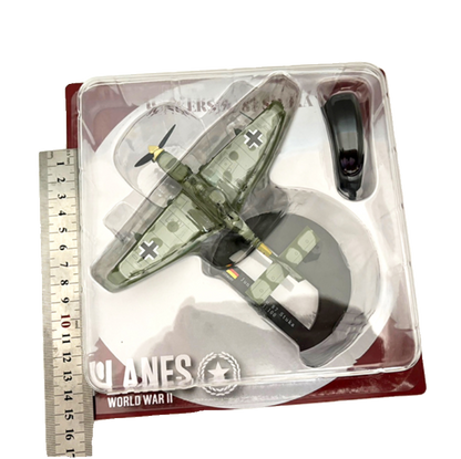 1/100 Scale Junkers Ju 87 German Dive Bomber Ground-Attack Aircraft Diecast Model