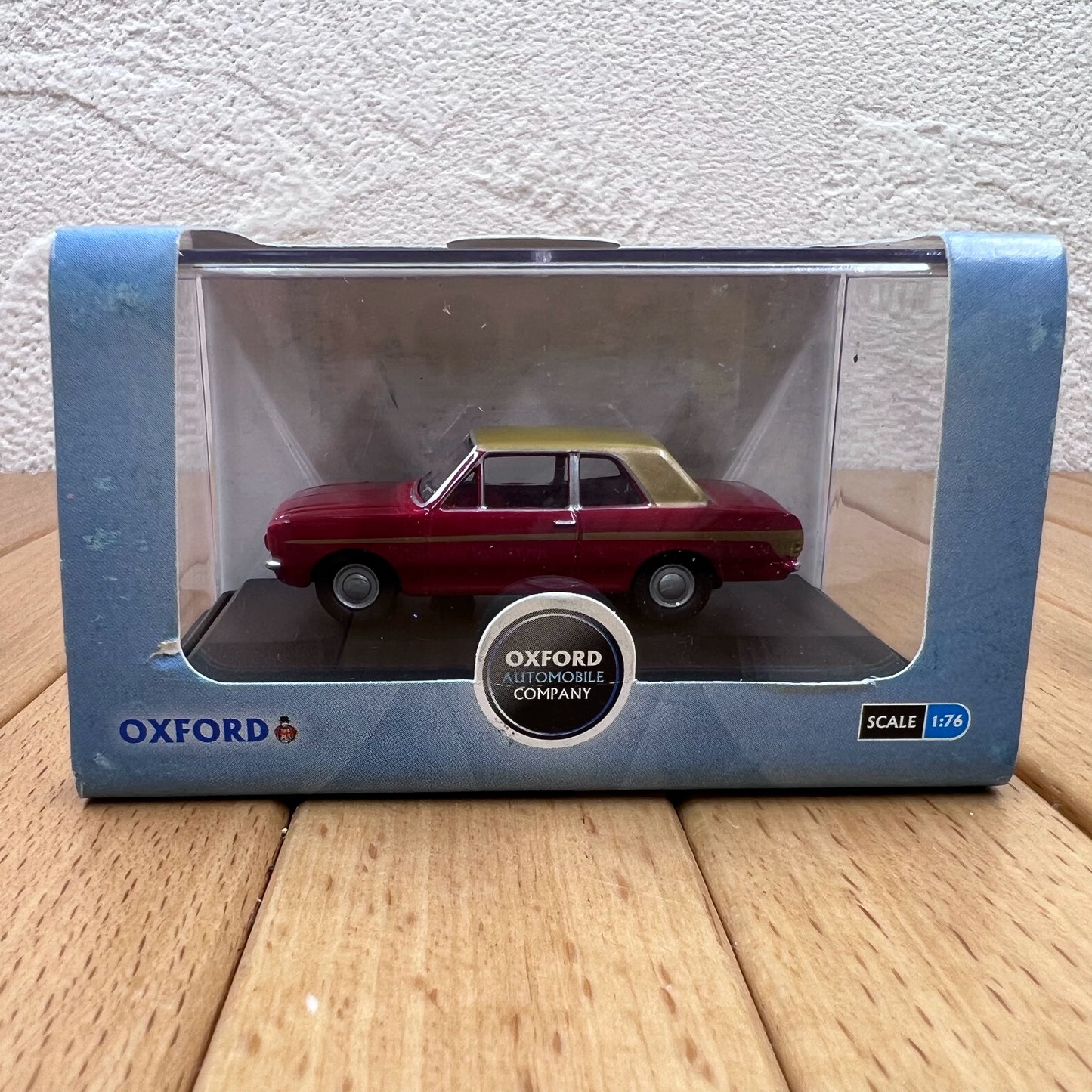 1/76 Scale Ford Cortina Diecast Model Car