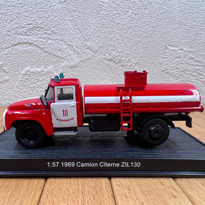 1/57 Scale 1969 ZIL-130 Fire Engine Diecast Model