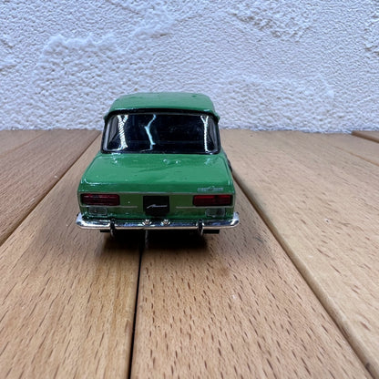 1/43 Scale Moskvitch 2140 Diecast Model Car