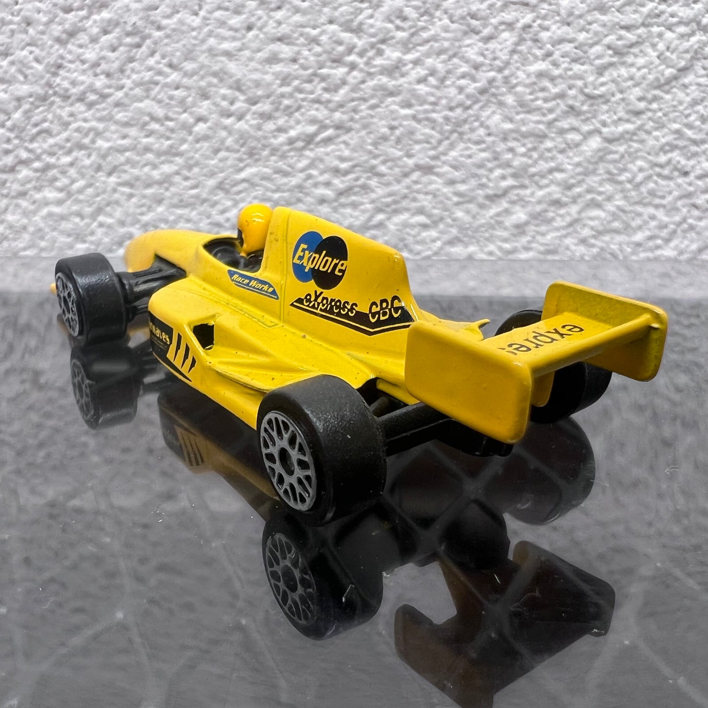 1/72 Scale F1 Race Car Diecast Model