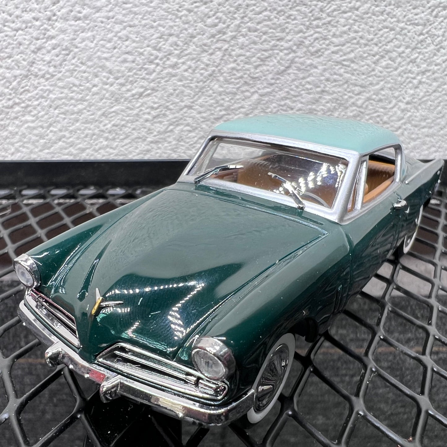 1/43 Scale 1953 Studebaker Commander Diecast Model Car