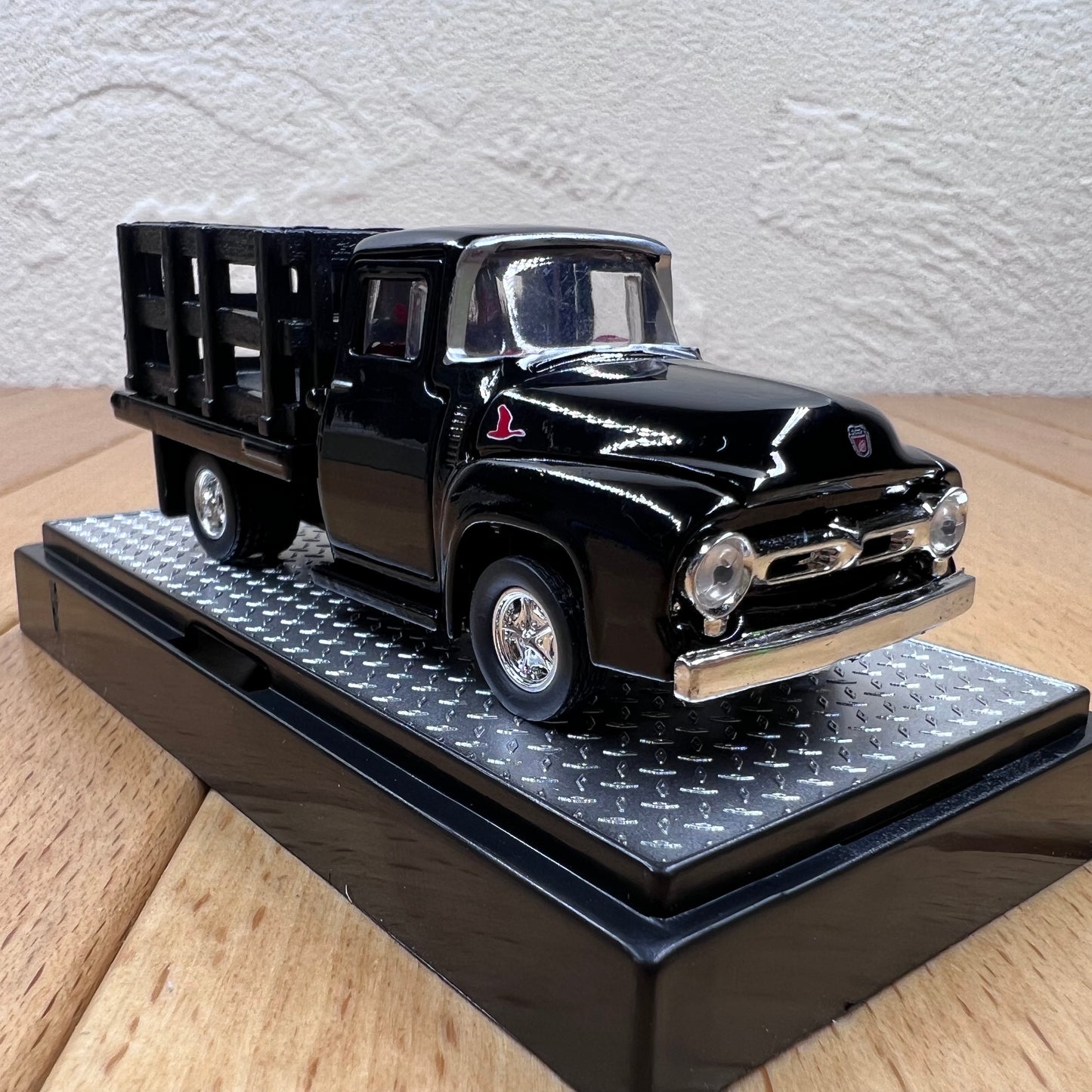 1/64 Scale 1956 Ford F-100 Stakebed Truck Diecast Model