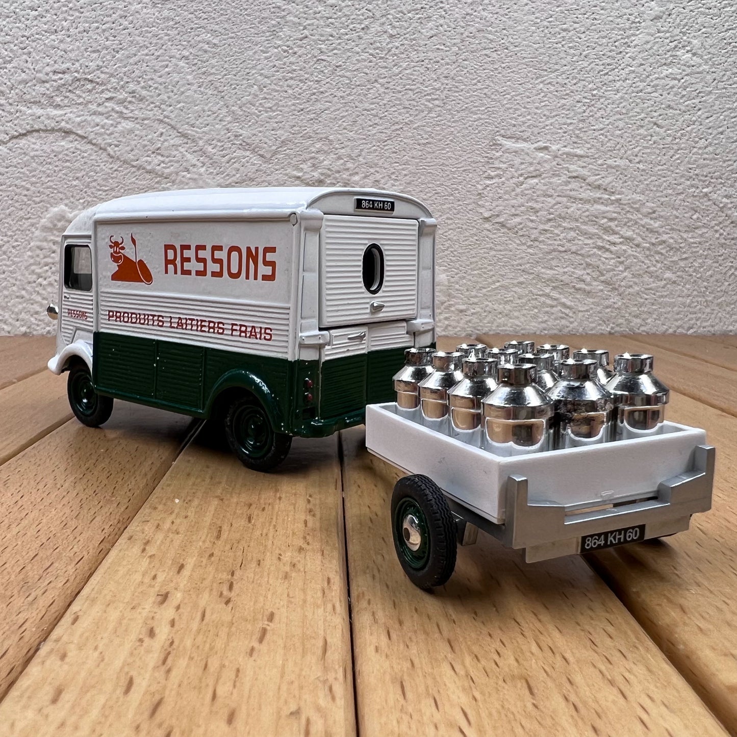 1/43 Scale 1950 Citroen H Van with Trailer Diecast Model