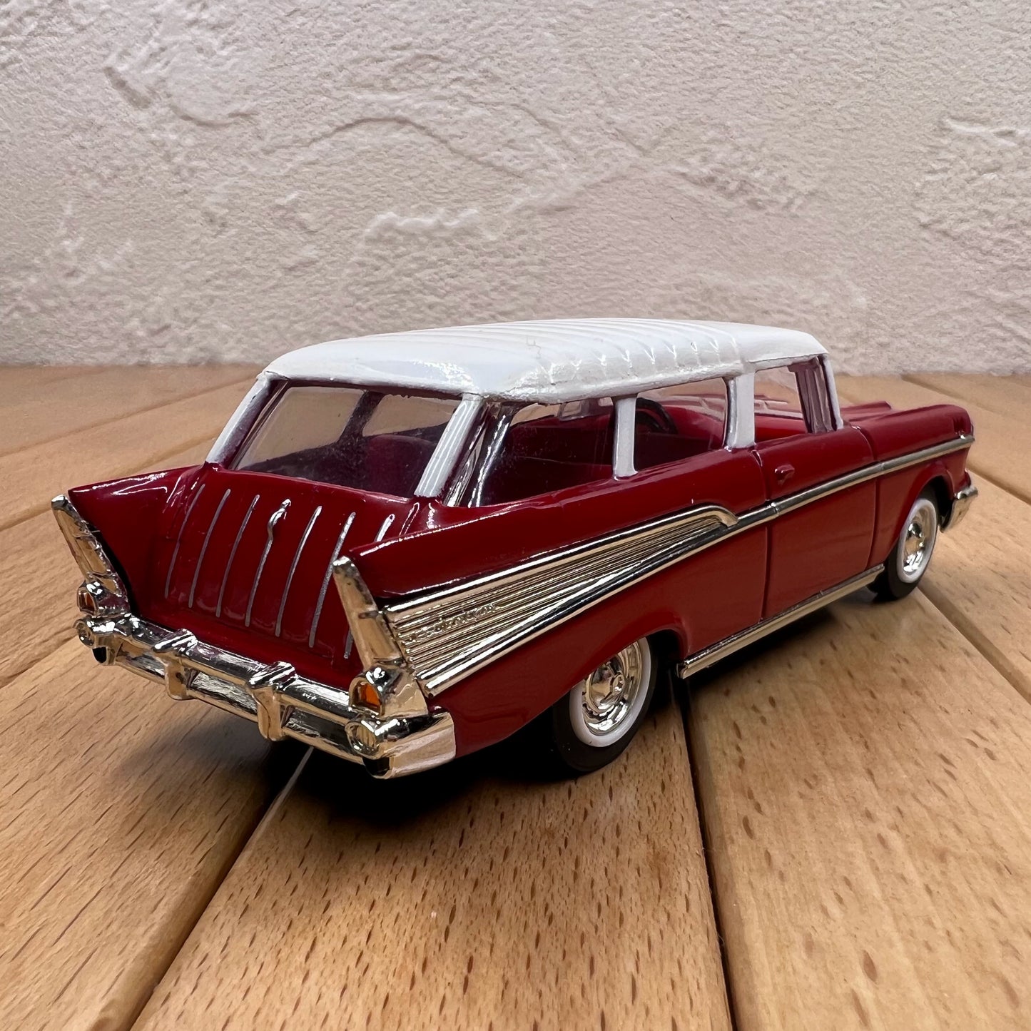 1/43 Scale 1957 Chevrolet Nomad Diecast Model Car