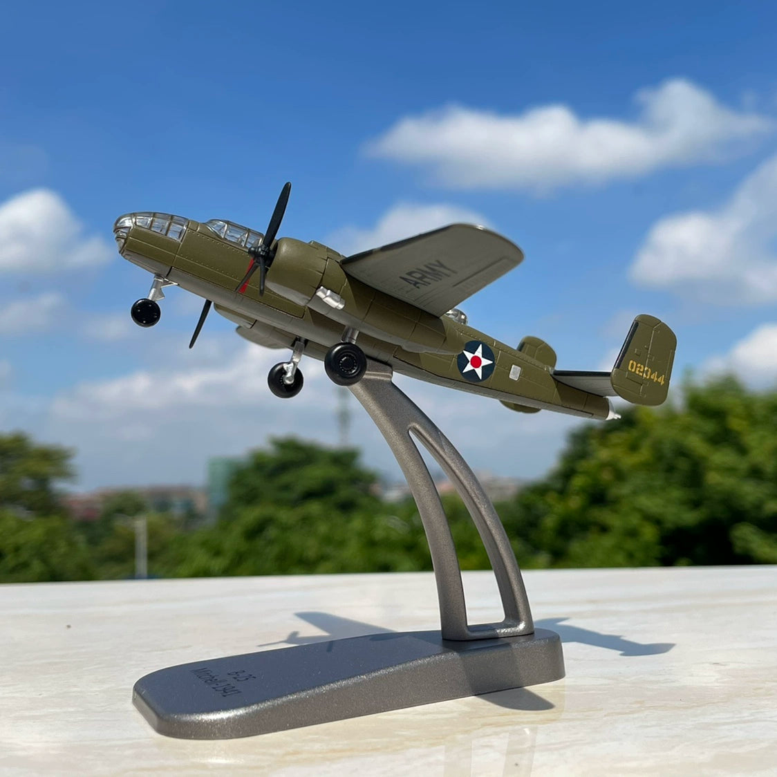 1/144 Scale North American B-25 Mitchell WWII Bomber Diecast Model Aircraft