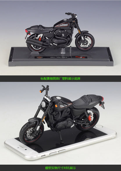 1/18 Scale 2011 Harley-Davidson XR1200X Diecast Model Motorcycle