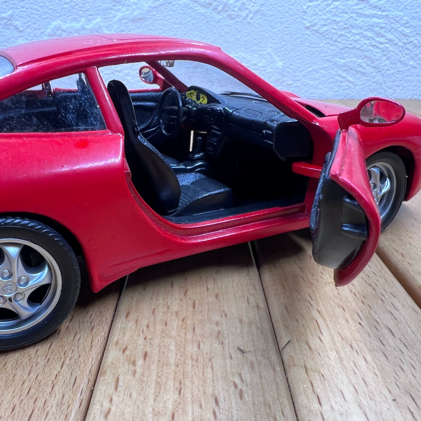 1/24 Scale Porsche 911 (996) Carrera Sports Car Diecast Model