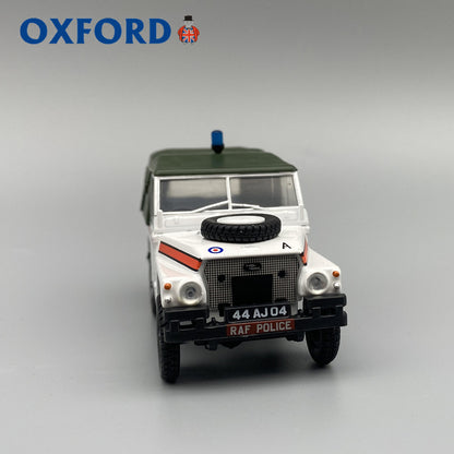 1/43 Scale Land Rover Lightweight RAF Police Diecast Model Car