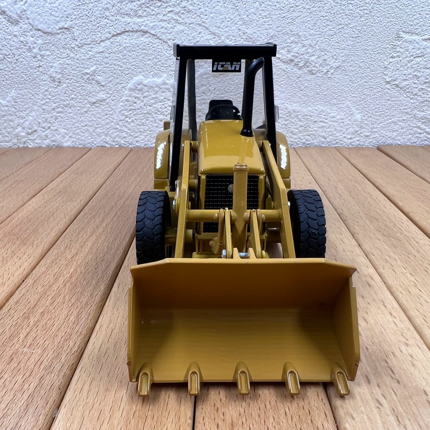 1/48 Scale Bulldozer Diecast Model Tractor