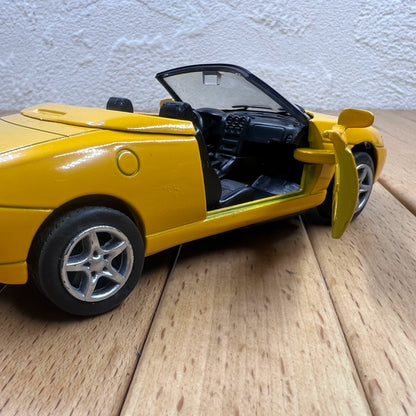 1/32 Scale 2003 Alfa Romeo Spider Roadster Diecast Model Car