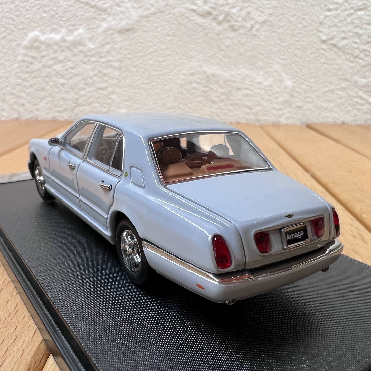 1/64 Scale 1988 Bentley Arnage Diecast Model Car