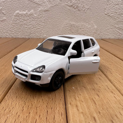 1/64 Scale Porsche Cayenne Turbo Diecast Model Car