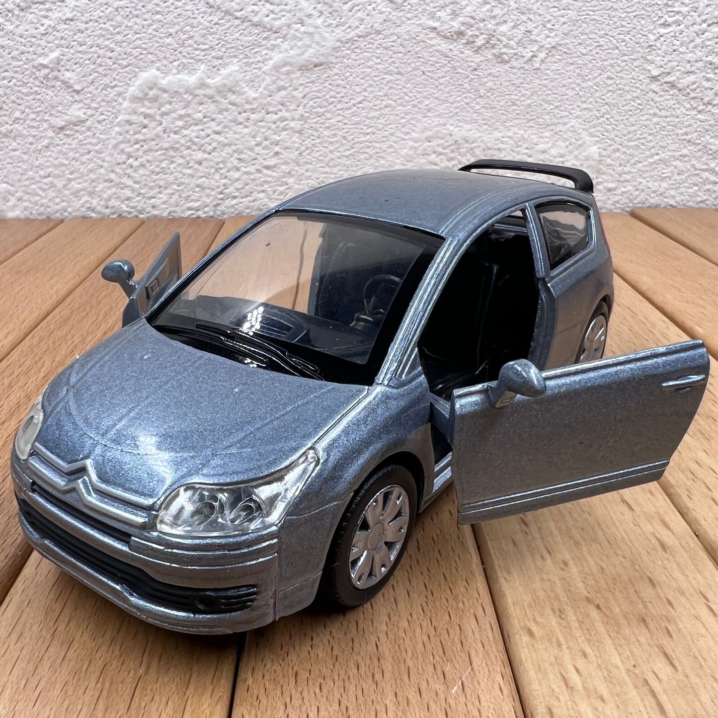 1/32 Scale Citroën C4 Diecast Model Car