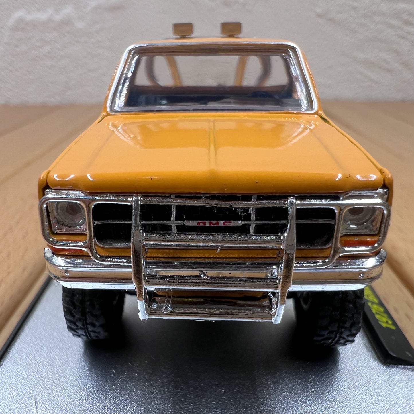 1/64 Scale 1976 GMC High Sierra 15 Pickup Truck Diecast Model