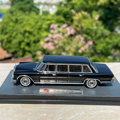 1/64 Scale Mercedes-Benz 600 W100 Pullman Limousine Diecast Model