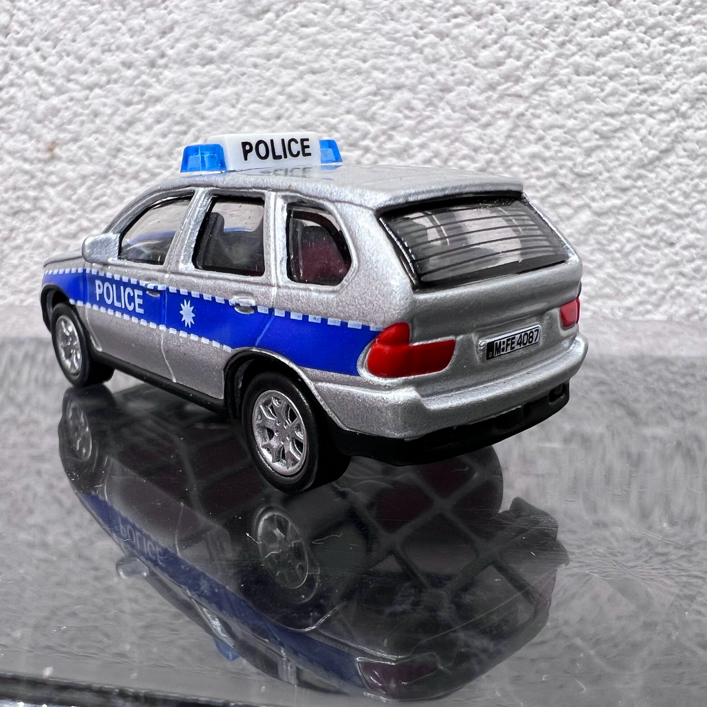 1/72 Scale BMW 330/X5 Diecast Model Car