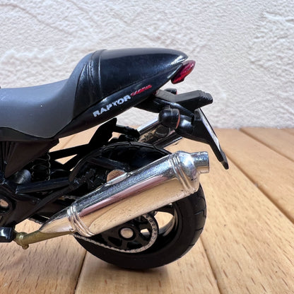 1/18 Scale 2004 Cagiva Raptor Diecast Model Motorcycle