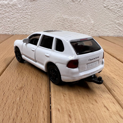 1/64 Scale Porsche Cayenne Turbo Diecast Model Car