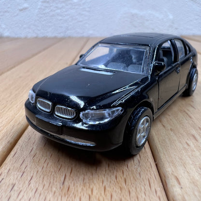 1/64 Scale BMW 7 Series Diecast Model Car