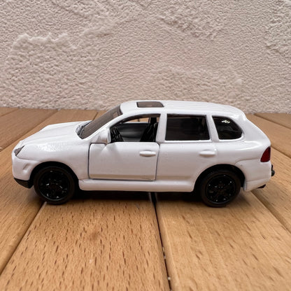 1/64 Scale Porsche Cayenne Turbo Diecast Model Car