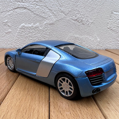 1/32 Scale Audi R8 Sports Car Diecast Model