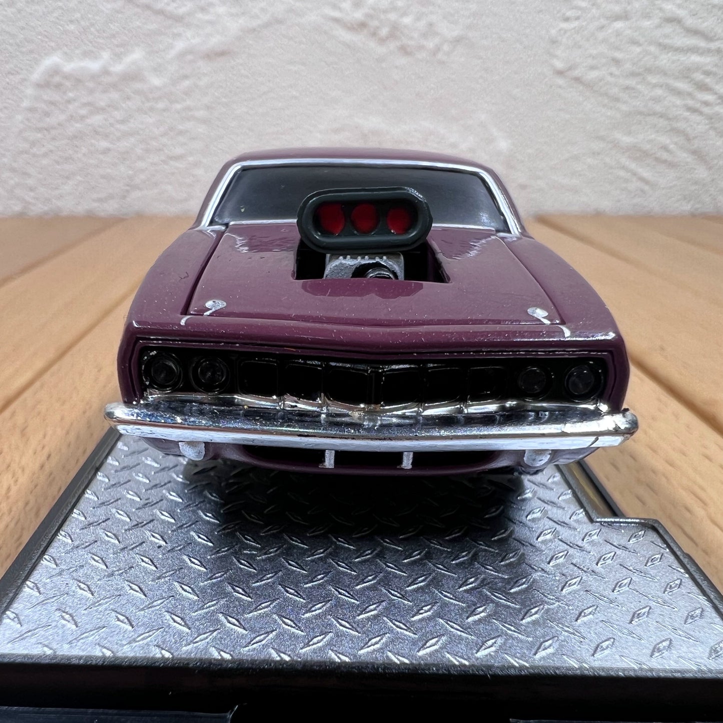 1/64 Scale 1971 Plymouth Cuda 440 Diecast Model Car