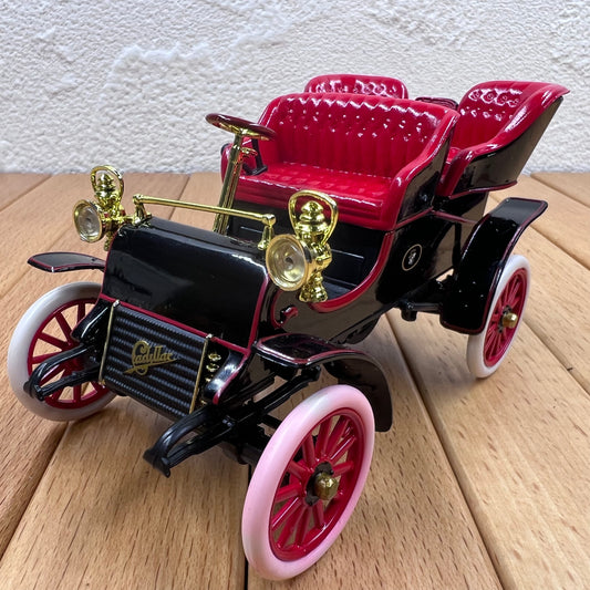 1/32 Scale 1903 Cadillac Tonneau Diecast Model Car