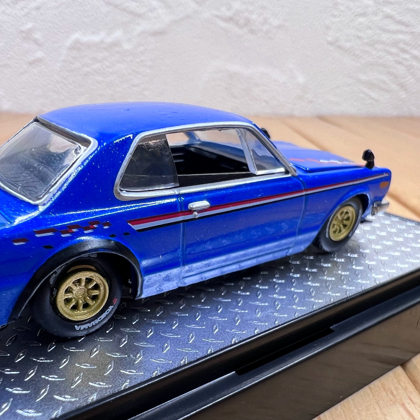 1/64 Scale 1971 Nissan Skyline GT-R Diecast Model Car