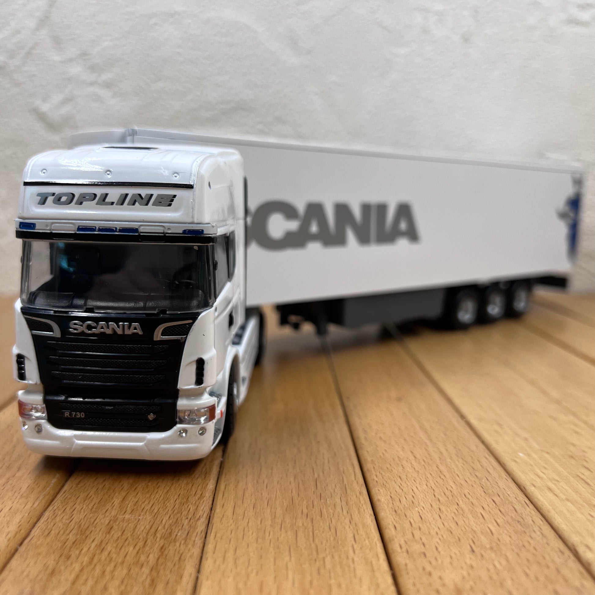 1/50 Scale Scania R 730 Prime Mover Diecast Model Truck