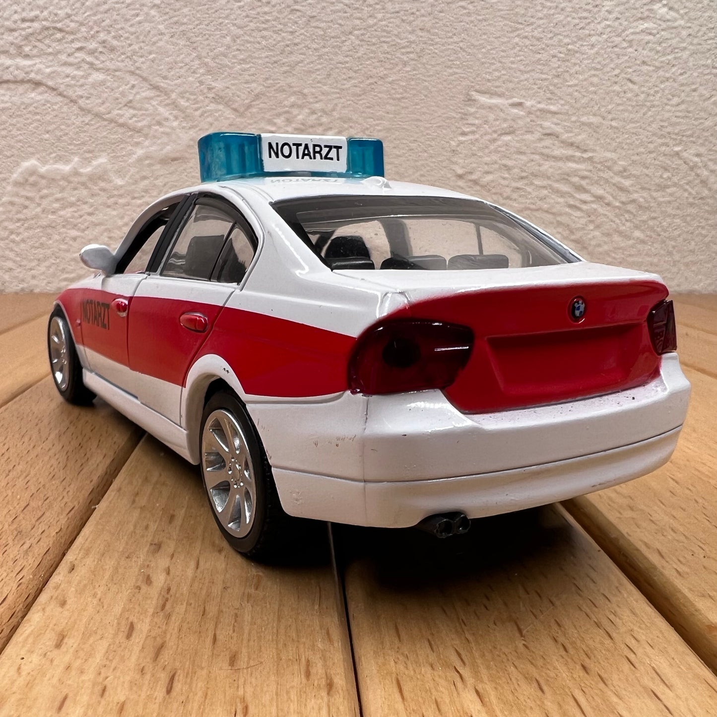 1/32 Scale BMW 3 Series Diecast Model Car