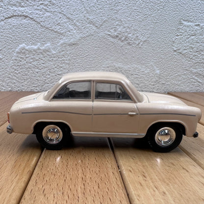 1/43 Scale 1966 FSO Syrena 104 Diecast Model Car